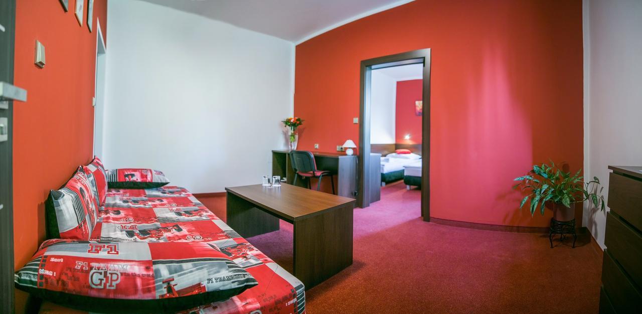 Hotel Best Ostrava Extérieur photo